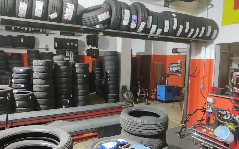 Foto dell'officina 4 Ruote S.r.l.