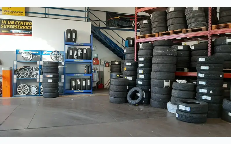 Foto dell'officina Asso Gomme