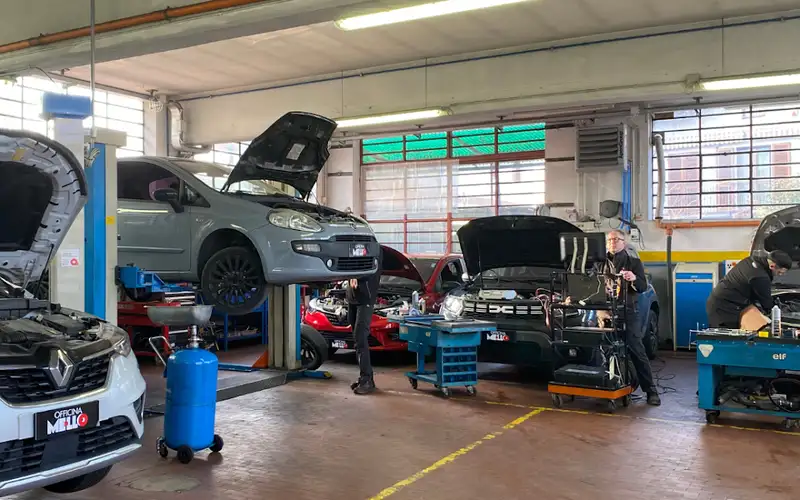 Foto dell'officina Autoriparazioni Mello