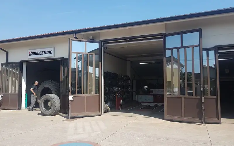 Foto dell'officina Baiguera Gomme S.r.l.
