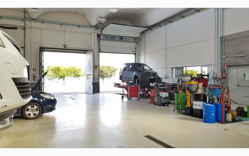 Foto dell'officina Bazzato Autofficina