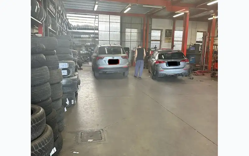 Foto dell'officina Bellaria Gomme