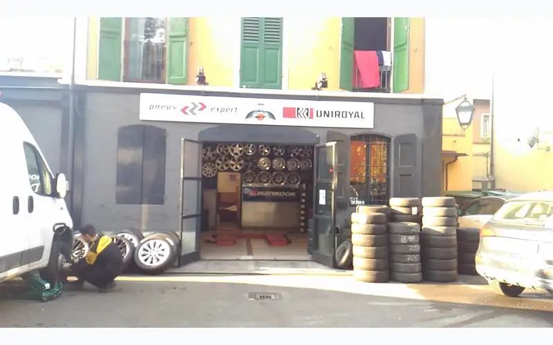 Foto dell'officina BestDrive Pneus Equipe