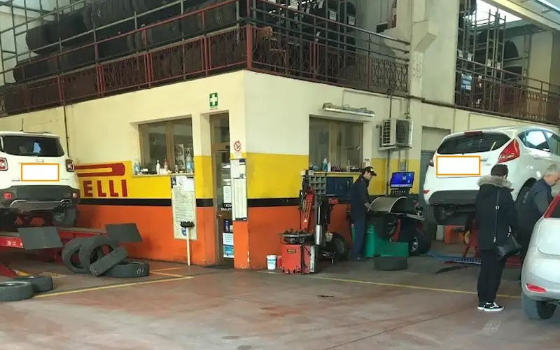 Foto dell'officina Bini & Vaccari S.a.s.