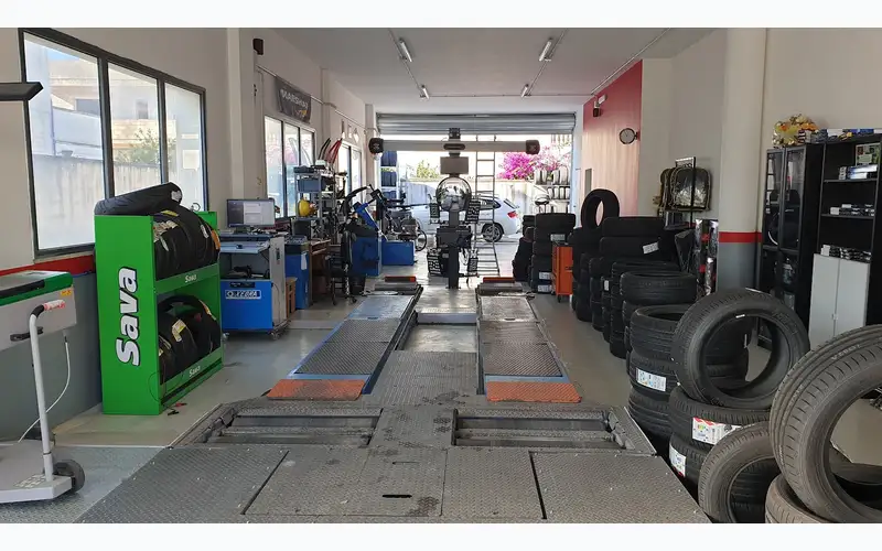 Foto dell'officina Bito's Garage Tire