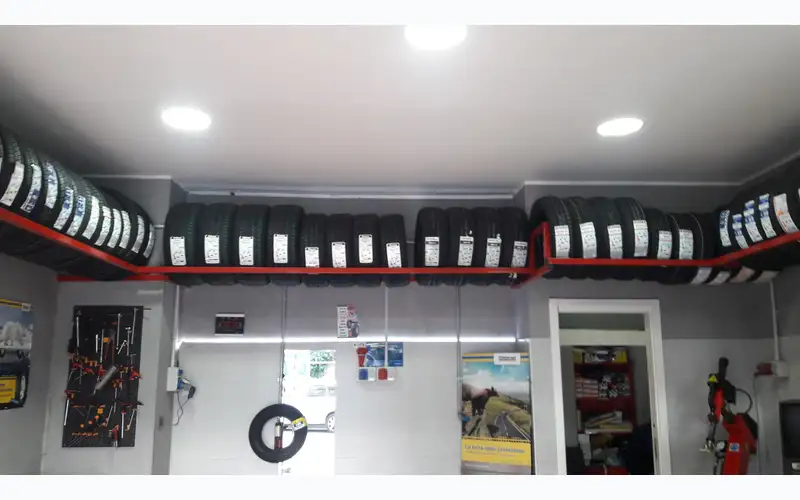 Foto dell'officina Boemio Gomme
