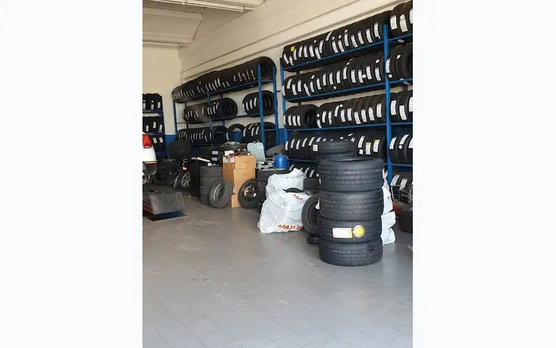 Foto dell'officina Bozzo Bruno Gomme