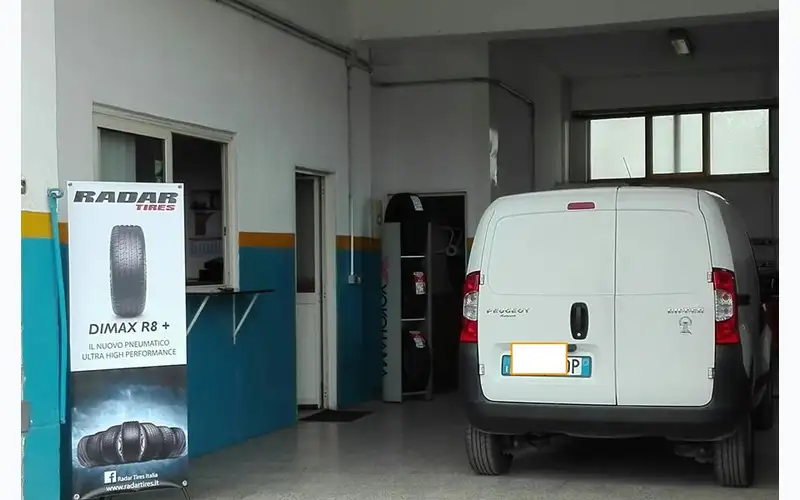 Foto dell'officina Cargom & Service S.r.l.