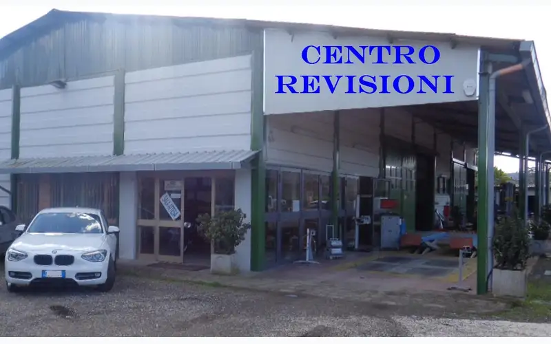 Foto dell'officina Castiglion Car S.r.l.
