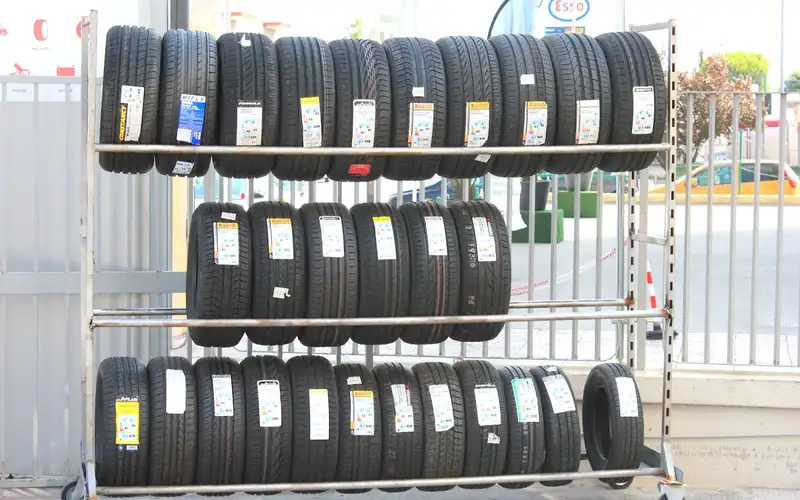 Foto dell'officina Central Pneus S.r.l. - Driver Center Pirelli Taranto