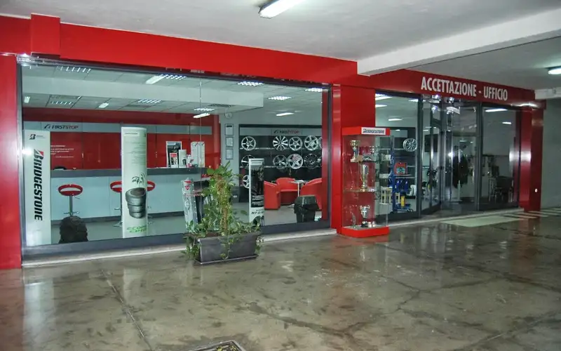 Foto dell'officina Centro First Stop Pneumatici Centro Vasto