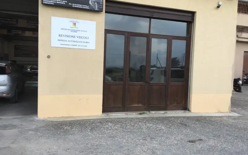 Foto dell'officina Centro Gomme - Bagheria