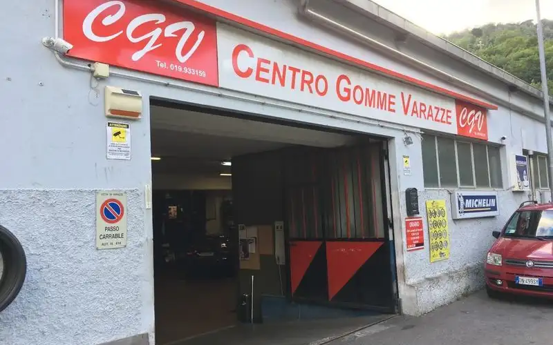 Foto dell'officina Centro Gomme - Varazze