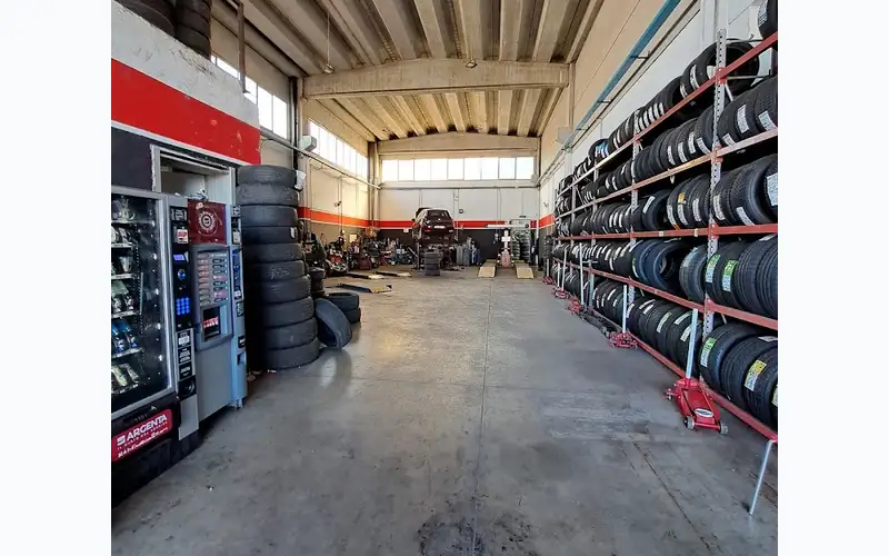 Foto dell'officina Centro Gomme S.r.l. - Corte Tegge