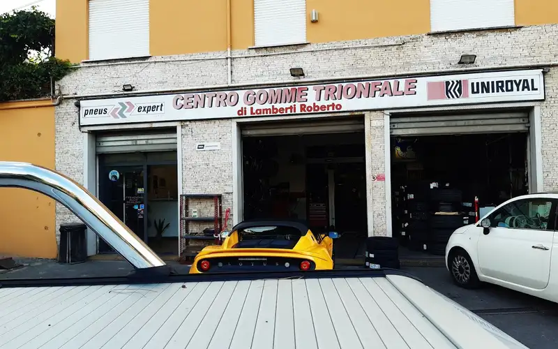 Foto dell'officina Centro Gomme Trionfale di Lamberti Roberto
