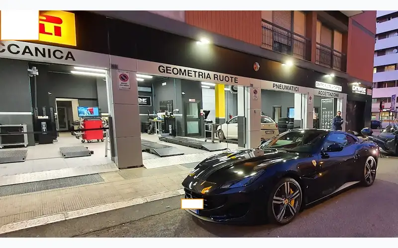 Foto dell'officina Centro Ruote La Tartera S.a.s. Driver Center Pirelli