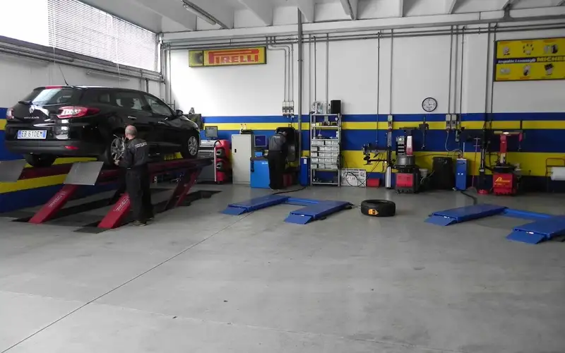Foto dell'officina Colombo Pneumatici - Casale Monferrato
