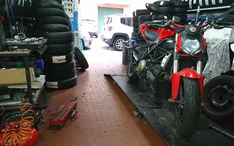 Foto dell'officina Copertone Assistance