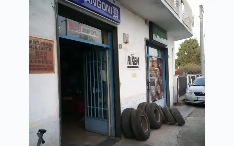 Foto dell'officina Deca Gomme