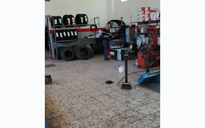 Foto dell'officina D'Emilia Pasqualino & C S.n.c.