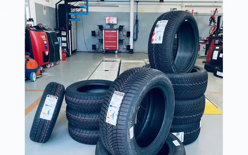 Foto dell'officina DG Car S.r.l.