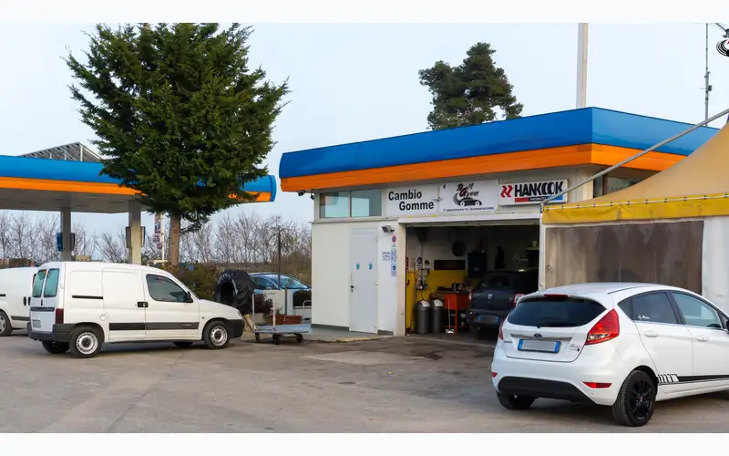 Foto dell'officina DGM Gomme