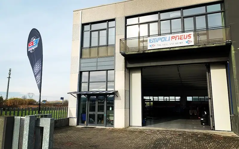 Foto dell'officina Empoli Pneus