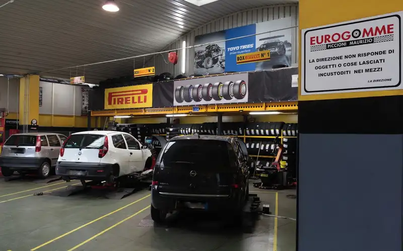 Foto dell'officina Eurogomme Di Piccioni M. - Driver Center Pirelli