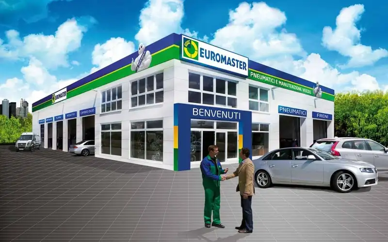 Foto dell'officina Euromaster Mondial Gomme - Salerno