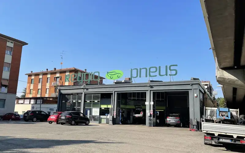 Foto dell'officina Euromaster Reggio Pneus