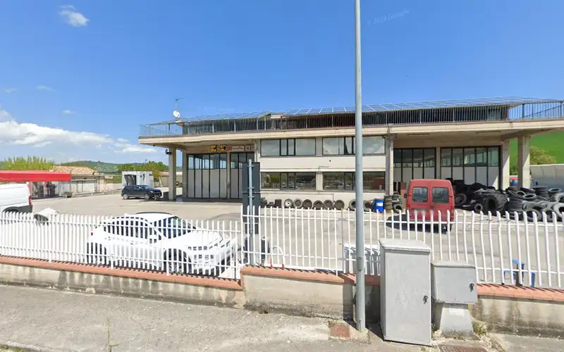 Foto dell'officina Fagiani Lorenzo Gomme
