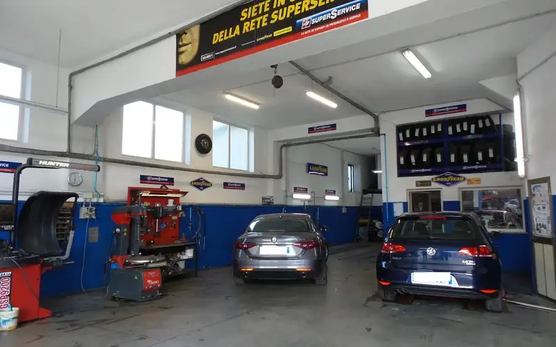 Foto dell'officina FC Gomme