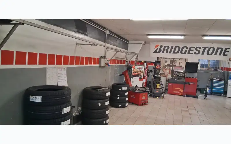 Foto dell'officina Federpneus S.r.l. - Urbino