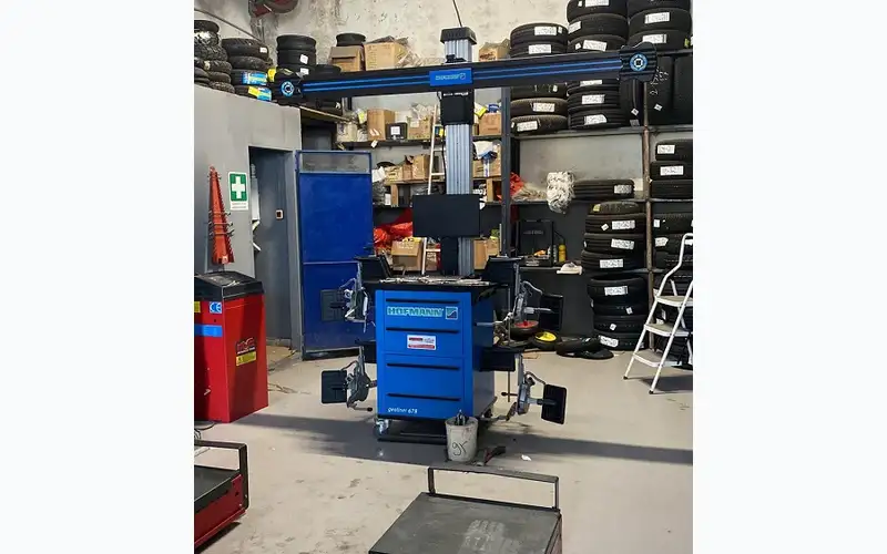 Foto dell'officina F.M Pneumatici di Righi Mattia