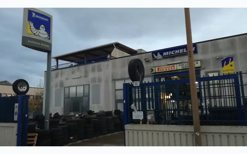 Foto dell'officina Follonica Gomme Di Giovannini Giuseppe
