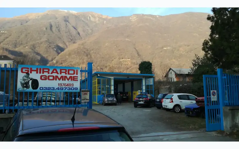 Foto dell'officina Ghirardi Gomme