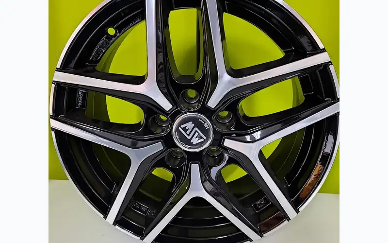 Foto dell'officina Giuriato Gomme
