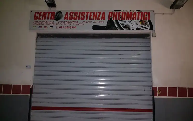 Foto dell'officina Gomme Di Callari Vincenzo