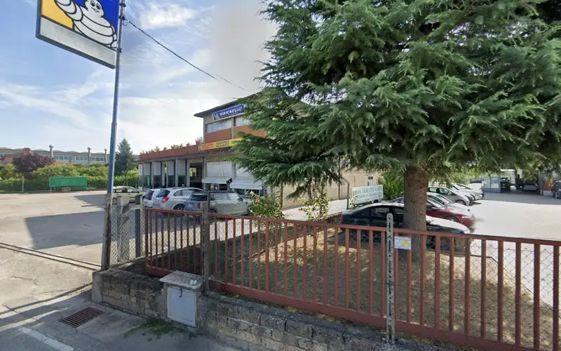 Foto dell'officina Gomme Major S.n.c.