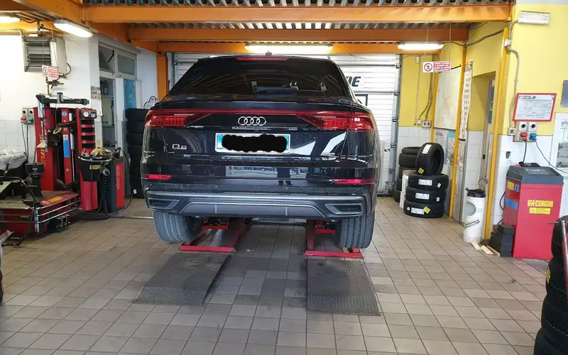 Foto dell'officina Grazian Gomme