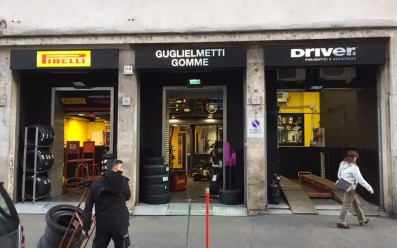Foto dell'officina Guglielmetti Gomme S.r.l.