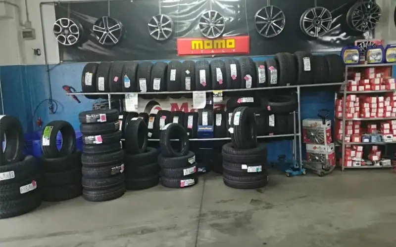 Foto dell'officina Incerti Gomme & Autofficina