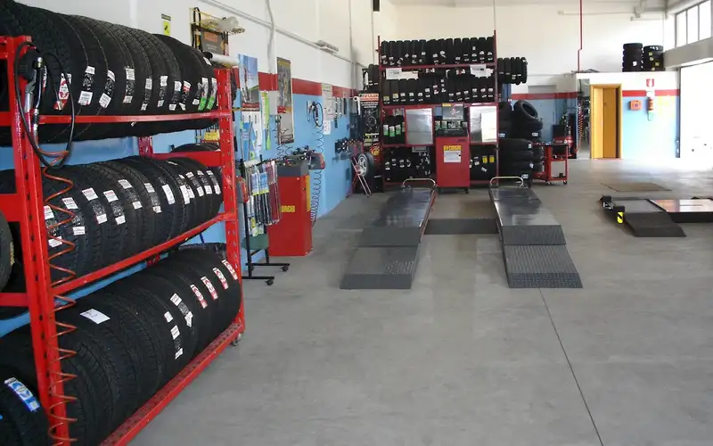 Foto dell'officina Iurillo Gomme