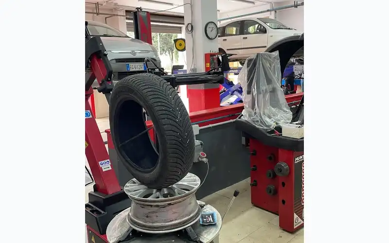 Foto dell'officina Kekko Gomme