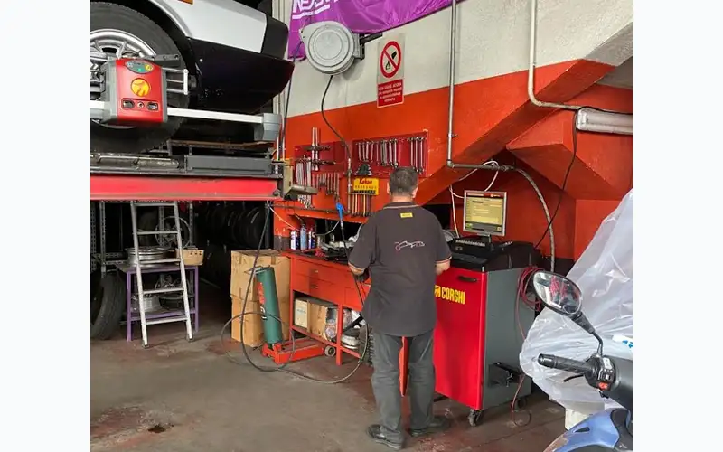 Foto dell'officina Koala Gomme