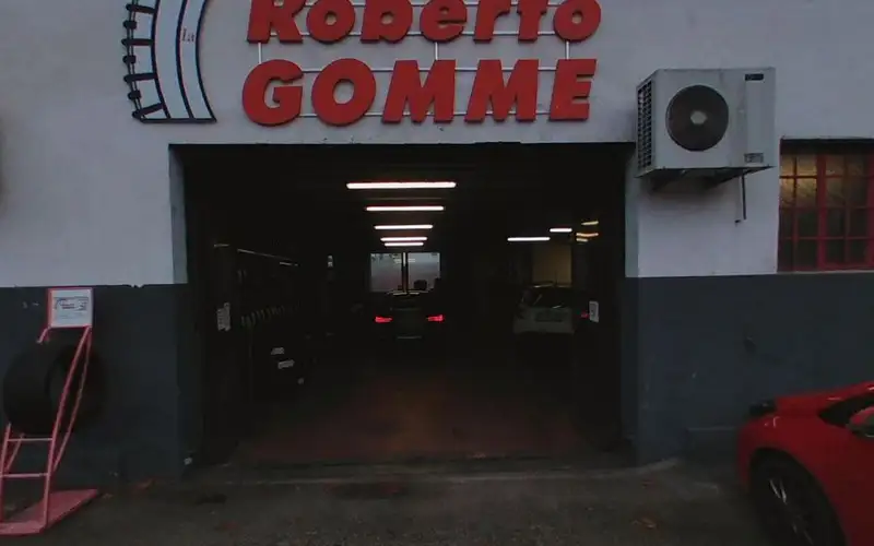 Foto dell'officina La Roberto Gomme S.r.l.