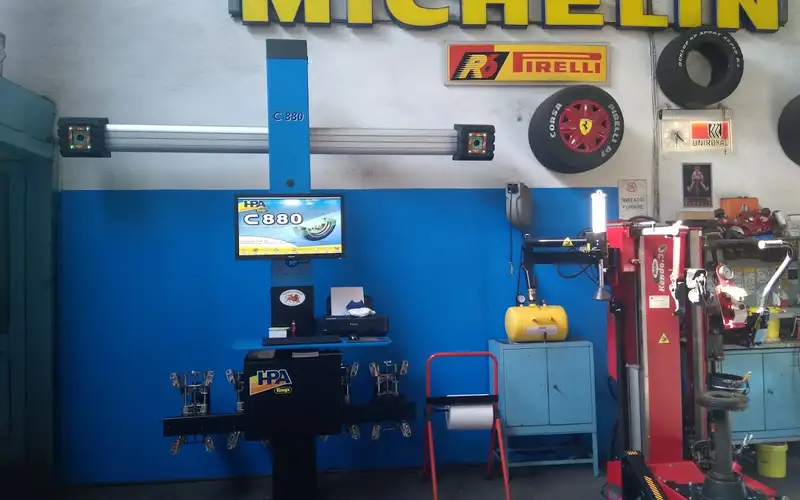 Foto dell'officina Legnaghese Gomme S.a.s.