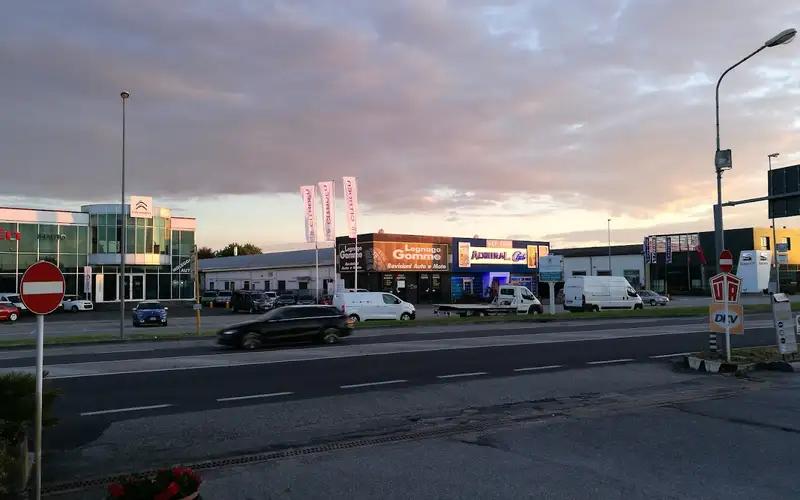 Foto dell'officina Legnago Gomme S.r.l.s.