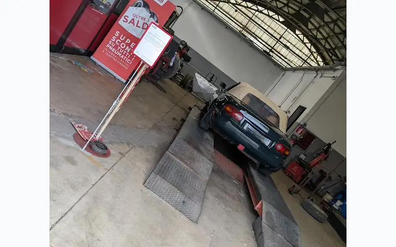Foto dell'officina LGg - La Genovese gomme - Oristano