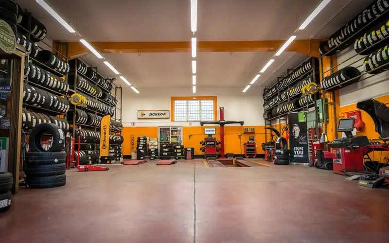 Foto dell'officina Maceratesi S.n.c.